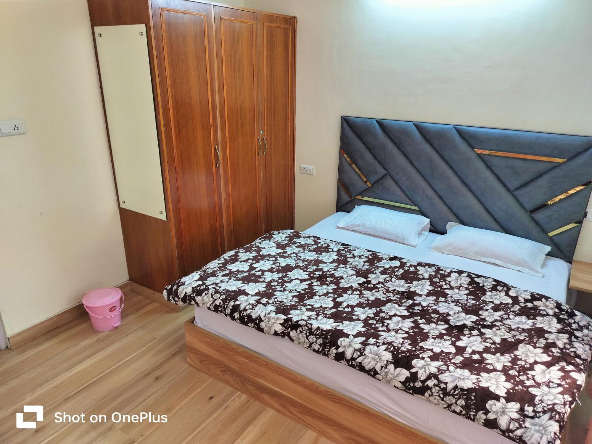Shimla Vibes B & B Free Pick And Drop From Isbt Shimla Zewnętrze zdjęcie